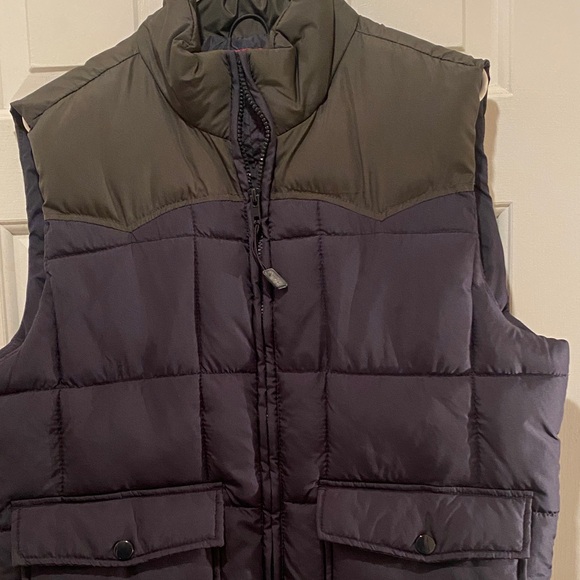 Arizona Jean Company Men's Navy and Olive Puffer Vest - Picture 7 of 9